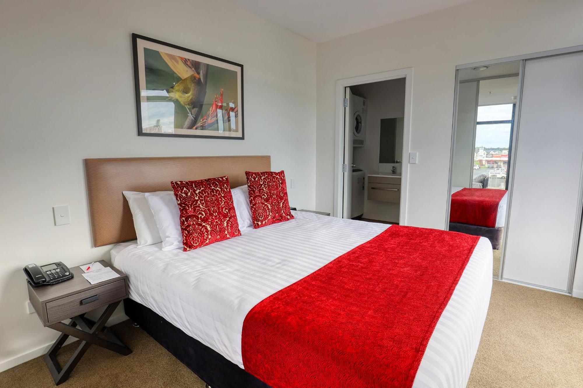 Ramada Suites By Wyndham Auckland Manukau Pacfic Centre 외부 사진